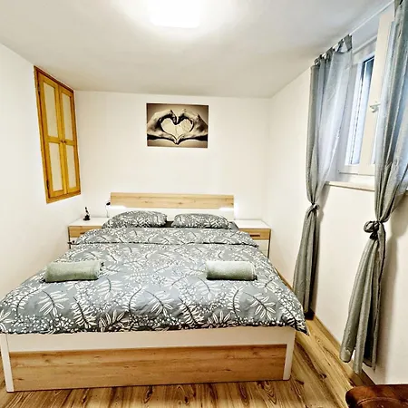 Tony With Spectacular View Apartman Postira